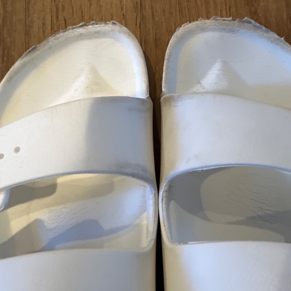 Bundle woman’s Birkenstock sandals and slippers - Picture 3 of 8